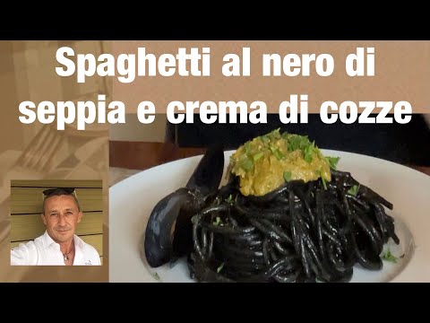 Come fare la pasta al nero di seppia e crema di cozze