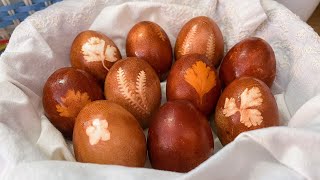 How To Dye Eggs Using Onion Skins | NATURAL EASTER EGGS | Pirhi | Traditional Slovenian Easter Eggs