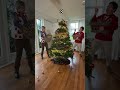 Try this at home! ?Hoeveel ballen krijg jij in de boom in 10 seconden? #Vlogmania #NPOZapp #zapp