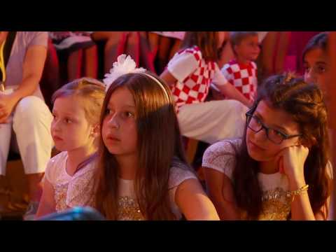 Manuela Staničić - "Zaljubljena" & Plesni studio "Školjkica"