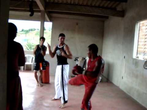 Academia Impacto Total - Exame Pra Faixa Verde - Aluno Douglas