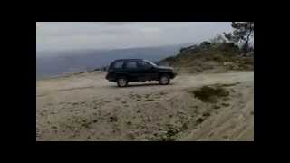 preview picture of video 'Jeep wj laredo QuadraDrive 3.1 d stock climb ( Serra das meadas Lamego )'