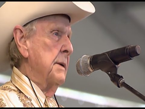 Me And God - Dr. Ralph Stanley - Bonnaroo 2007 (Keepin' It Country)