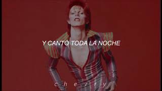 Lady Stardust / David Bowie / Traducida Al Español