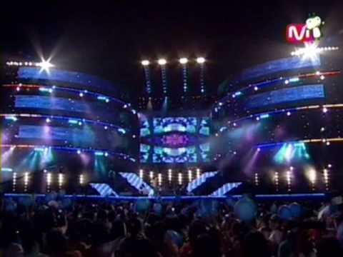Super Junior 20060916 Dancing Out (Live)