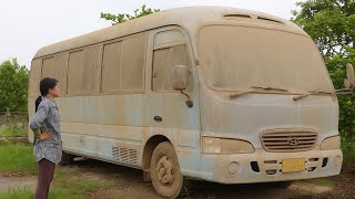 A girl renovates an abandoned bus and transforms it into a mobile cafe