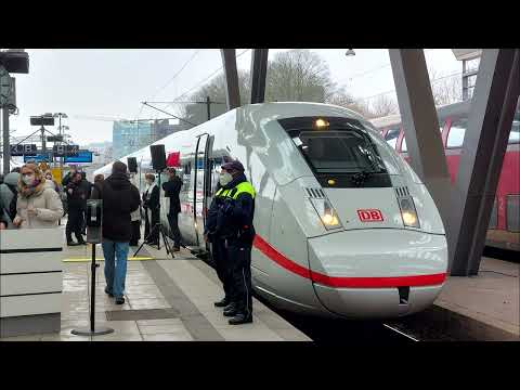 Zugtaufe ICE4 Schleswig Holstein am 04.Februar 2022 auf Gleis 4 im Kieler HBF.