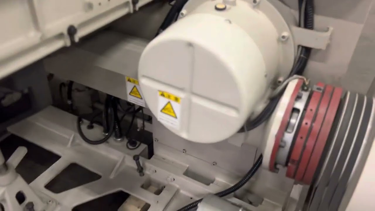 ITOH ROBOCUT 115 ERC- 2009, Paper & Board cutting Machine, Size “45” Program, Chrome, Air Tabel.