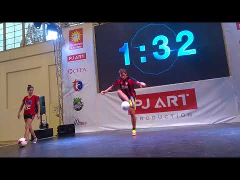 Lucia vs. Karlos - QUATERFLINAL / Czech freestyle football championships 2017