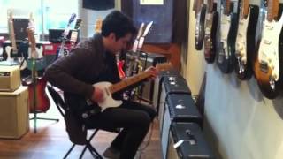 Video thumbnail for Dan Miles demos Fender GE Smith Telecaster by Emerald City Guitars