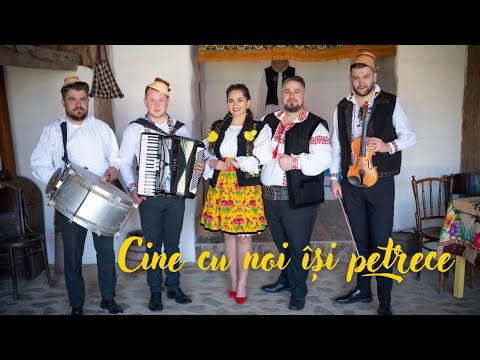 Andreea Pinte si Ionut Borota - Cine cu noi își petrece