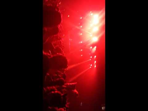 Henry Fong "Jump Around"