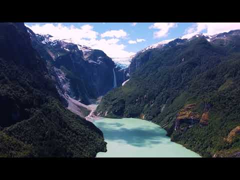Ventisquero Colgante Queulat - Puerto Cisnes, Región de Aysén