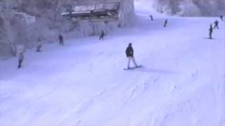 preview picture of video 'MOUNT SNOW VERMONT - OPENING DAY (1) 11/10/2007 - POWDERBANK'