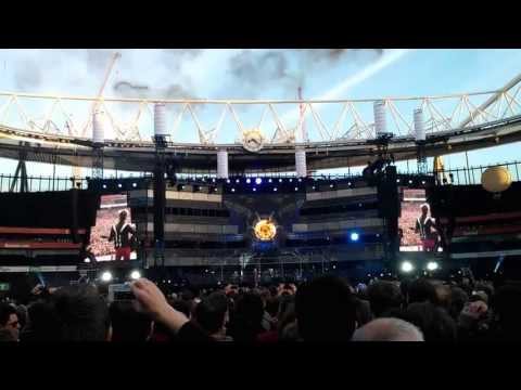 Muse - Intro & Supremacy - Emirates Stadium 25/05/13
