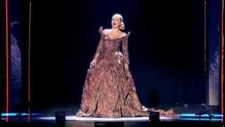 Katherine Jenkins - Una voce poco fa (Viva la Diva - 02 Arena London)