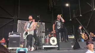 2 - The Lines - Beartooth (Live @ Warped Tour in Charlotte, NC - 07/06/17)