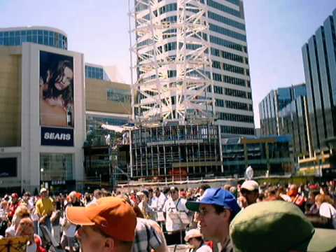 Shuffle Demon Guinness World Record - Hockey Night (Yonge and Dundas 2004 05 30)