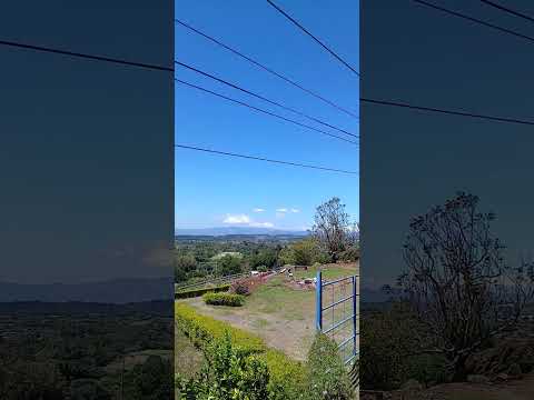 Vista al valle central, desde Birrí Santa Barbara