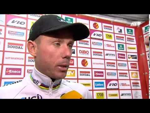 Nys wint jaarmarktcross in Niel