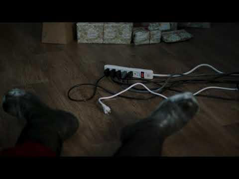 D-Line Cable Management for Christmas (USA) - Short Version