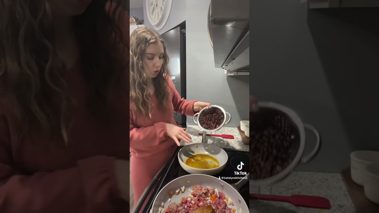 EASY Refried Black Beans