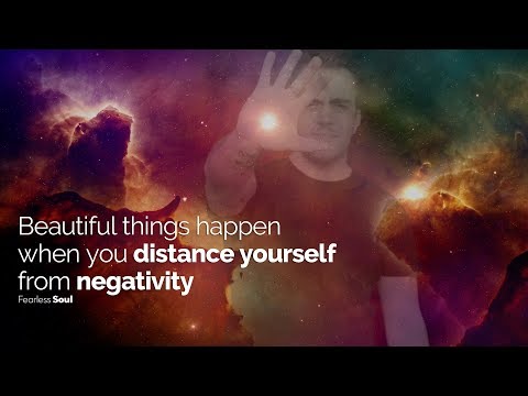 當你與負面情緒保持距離時，美好的事情就會發生!鼓舞人心的演講 (Beautiful Things Happen When You Distance Yourself From Negativity! Inspiring Speech)