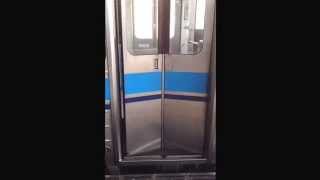 キハ185ドア開（元3000番台車）