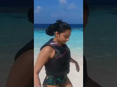 Hot Dhanshree Varma Bikini in Maldives #dhanshreeverma#yuzendra chahal