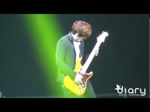 130302 SJM FanMeeting in Shanghai - SJ Band (Sungmin guitar)