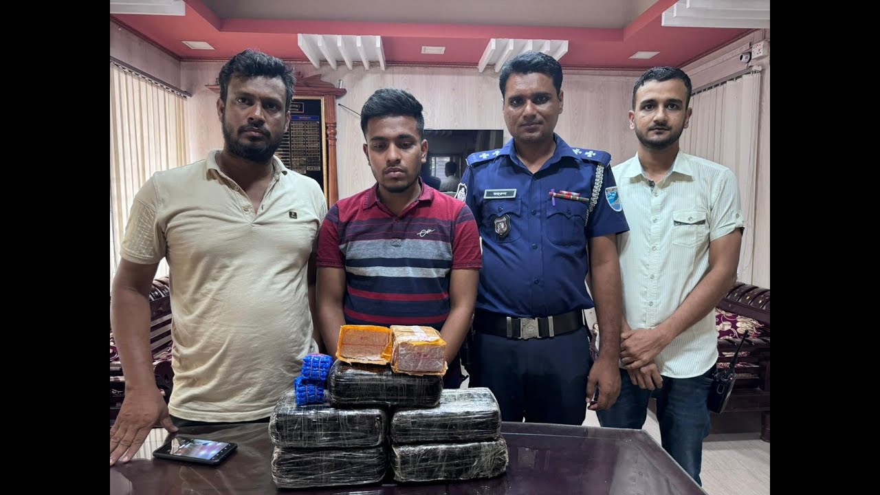 অভিনব কায়দায় রাখা ০৬ টি প্যাকেট ৬০ হাজার পিস ইয়াবা উদ্ধার l