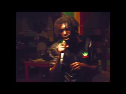 Dahvid Slur live @reggae yard with Reggae Release....