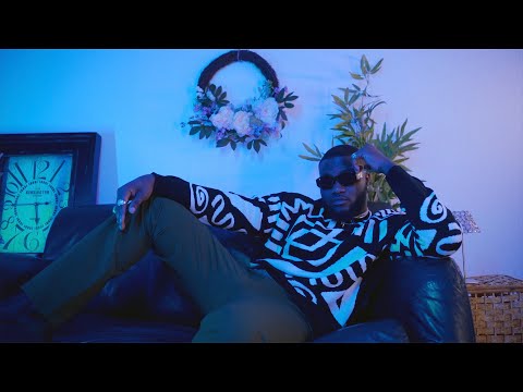 Kay Bryn - Waka Waka (Official Video)