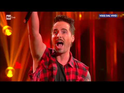 Federico Angelucci interpreta Luis Fonsi: "Despacito" - Tale e Quale Show 22/09/2017