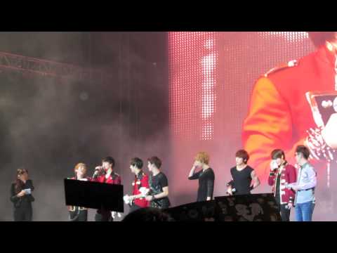 [HD] 121211 BTOB introducing themselves in English + Hyunsik speaks Chinese + Sungjae "TERIMA KASIH"