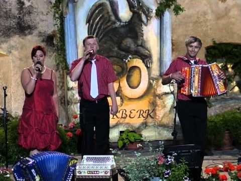 Ansambel Gorski cvet-Prve ne pozabiš (v živo)