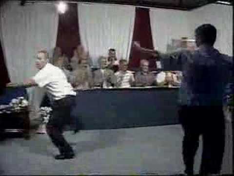 herkes gercek kolbasti diyor buyurun beyler..yer FAROZ