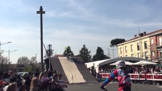 preview picture of video 'Motosalsicciata Voltana 2015 - Freestyle Motocross'