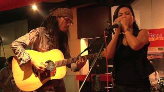 Download lagu Oppie Andaresta feat. Dadang Pranoto mp3 Download lagu Oppie Andaresta feat. Dadang Pranoto mp3