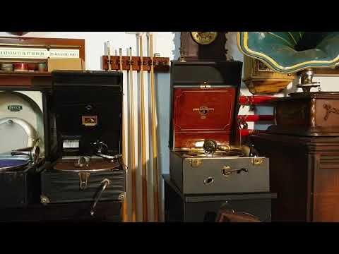 The Petite Waltz. Guy Lombardo and his Royal Canadians