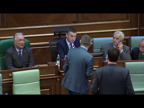 Kuvendi s’miraton rekomandimet për shfuqizimin e vendimit të kryeministrit për rritjen e pagave