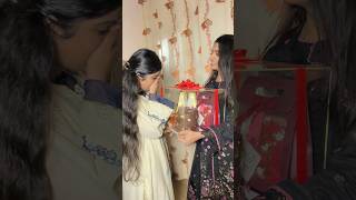 A lovely present for my twin sister on her pre birthday🎁♥️ #minivlog #birthdaysurprise #dailyvlog