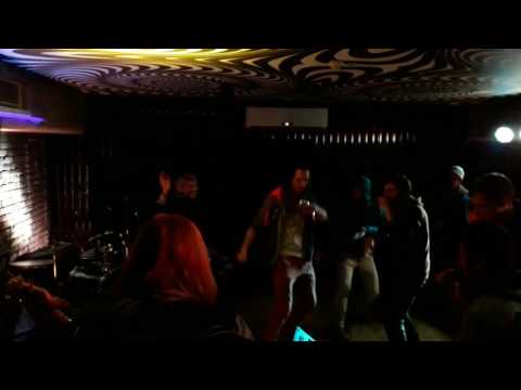 Rasta Conglomerate / Idren B ft Garryman & Danny Man play Maffi - Robotron Riddim