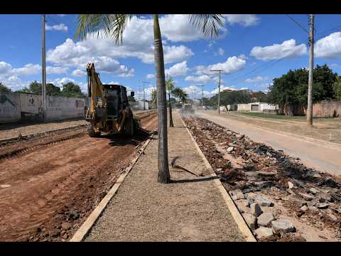 Prefeitura inicia retirada do asfalto velho  em Manga Minas Gerais