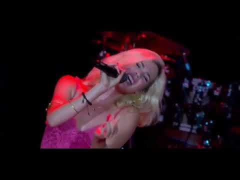 Joss Stone y Grupo. Suiza, 2019