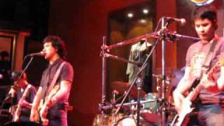 Disconnection Notice - Pupil [Live @ HRC, Makati] ++ MP3 LINK!