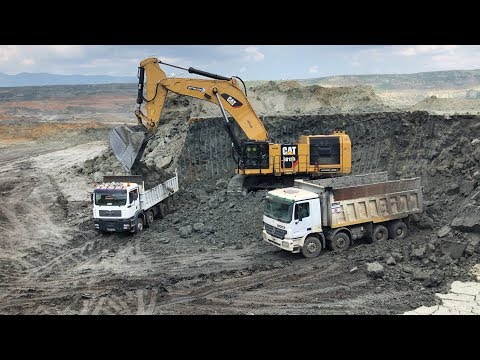 Caterpillar 6015B Excavator Loading Trucks With Two Passes - Sotiriadis Brothers