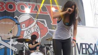 VersaEmerge - Figure It Out (Live) - Bamboozle 2010