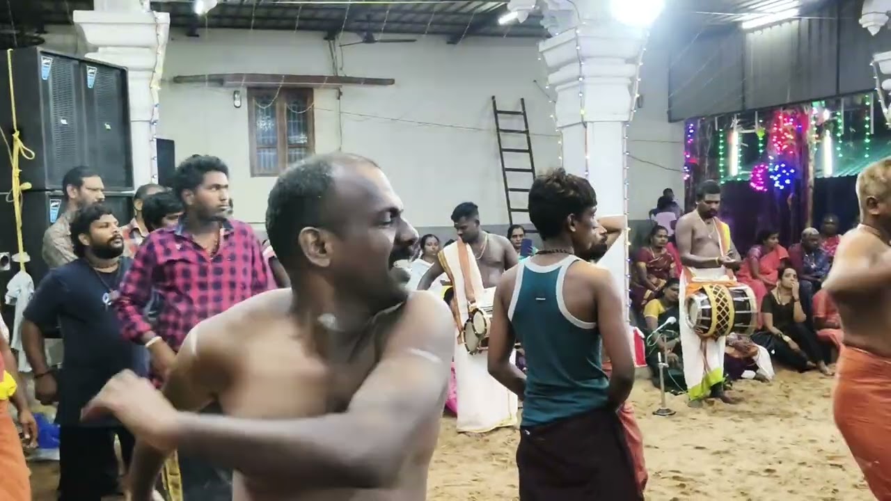 பூஜைக்குமுன்னேசுடலைமுண்டன்மாசானம்கட்டையேறும்பெ?