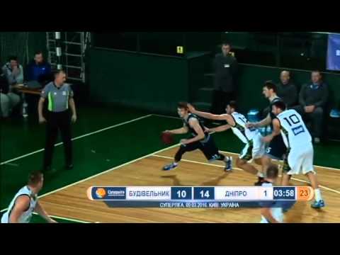 Oleksandr Mishula dunk vs Budivelnyk
